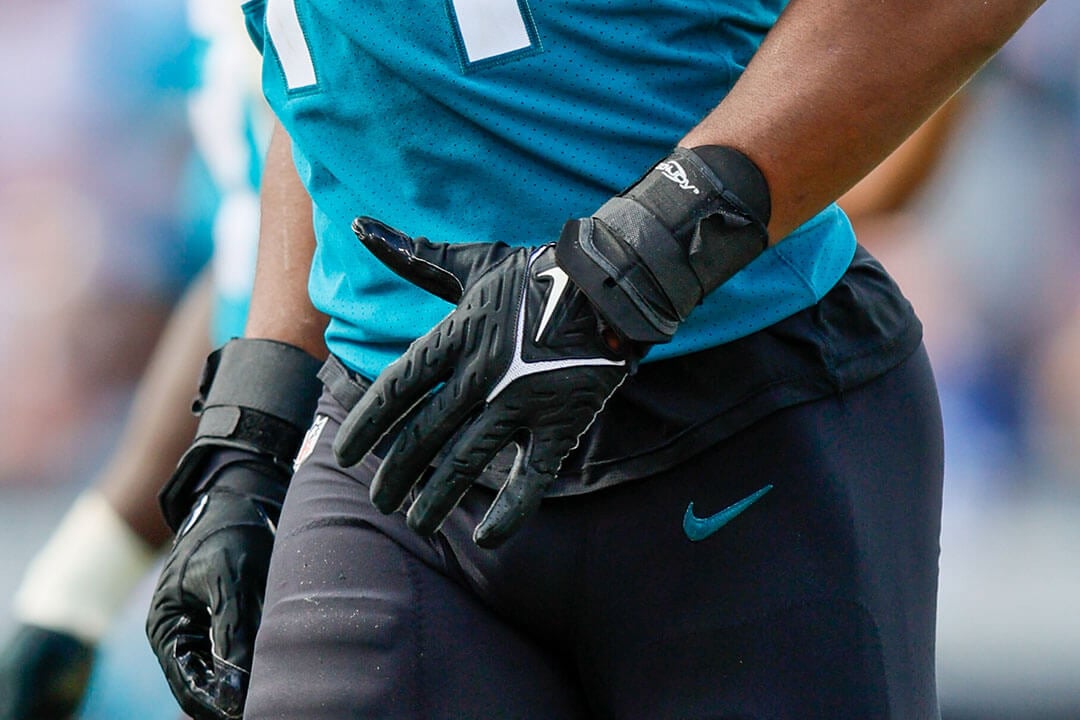 Titelseite -Nike Geschäft 99